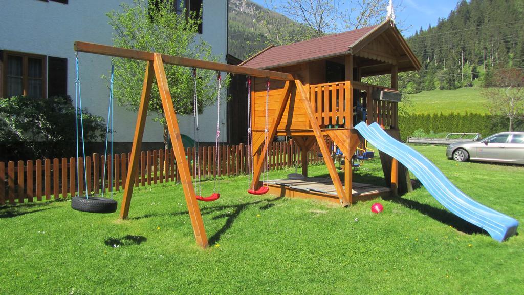 Large Cozy Apartment Grubweg 130 Qm Sankt Martin am Tennengebirge Exteriör bild